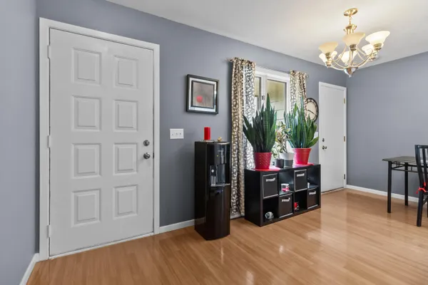 $225,000 | 128 Glenview Court, Janesville, WI 53548