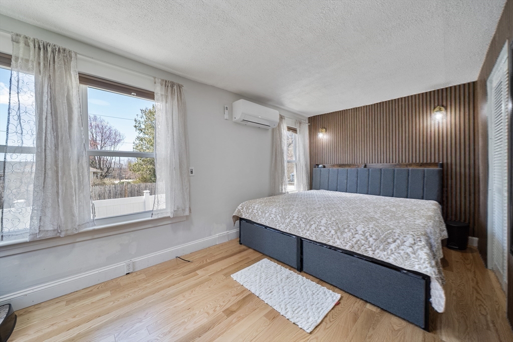 294 Whalom Road Lunenburg, MA 01462 - Photo 16 of 32