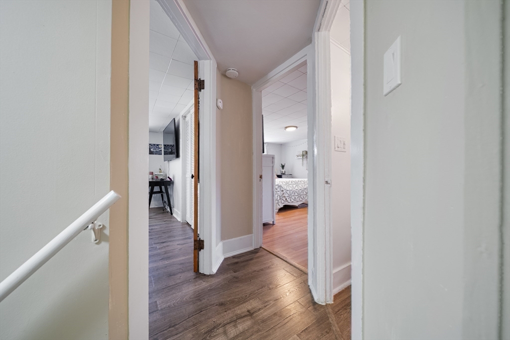 294 Whalom Road Lunenburg, MA 01462 - Photo 18 of 32
