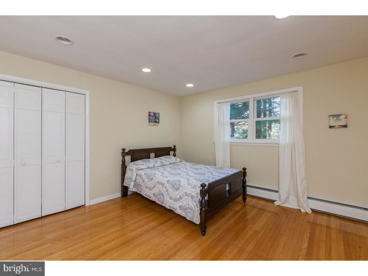 426 Crescent Road Wyncote, PA 19095 - Photo 14 of 25