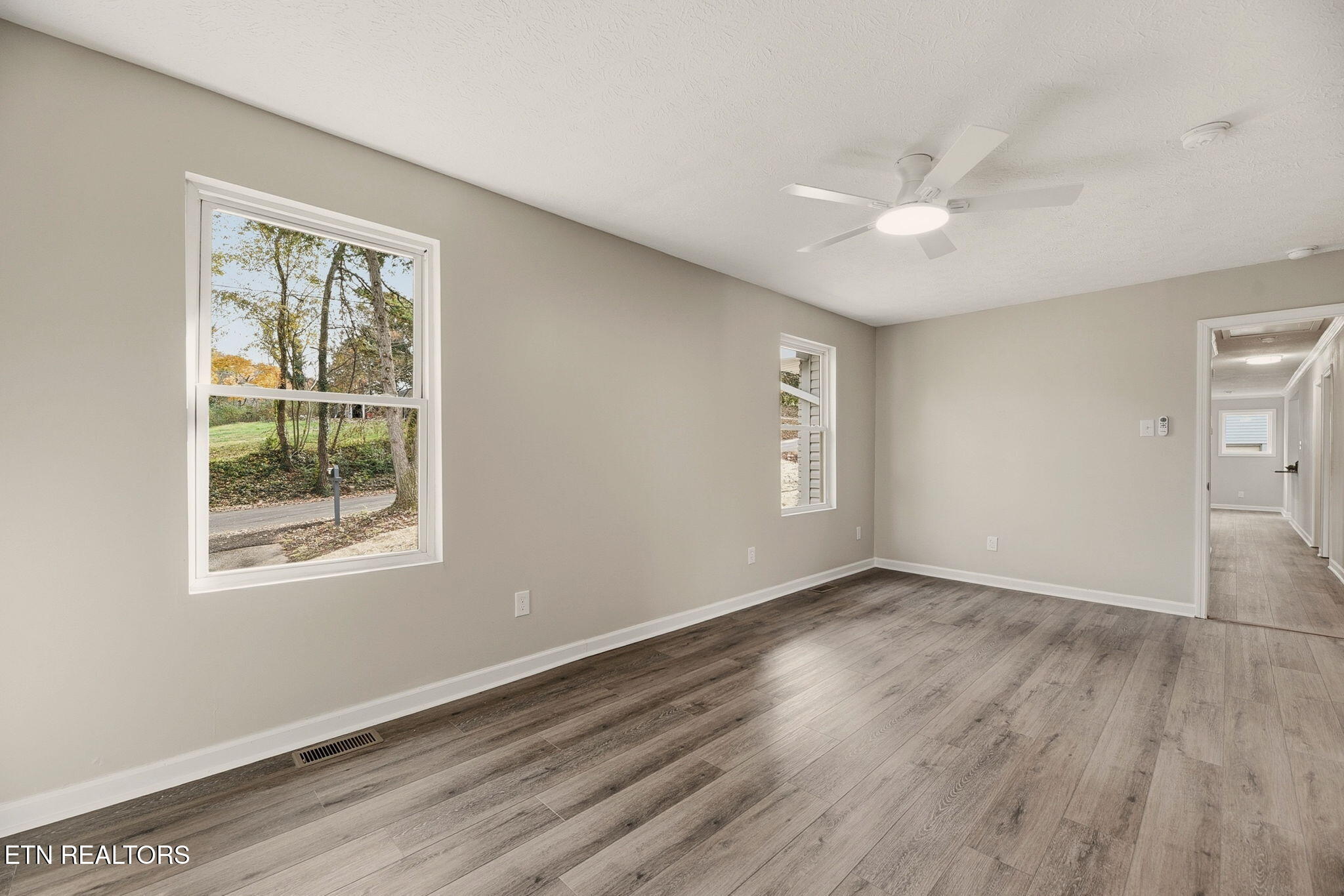 1407 Peltier Road Knoxville, TN 37912 - Photo 14 of 39 15-web-or-mls-Pltr1407 (41)