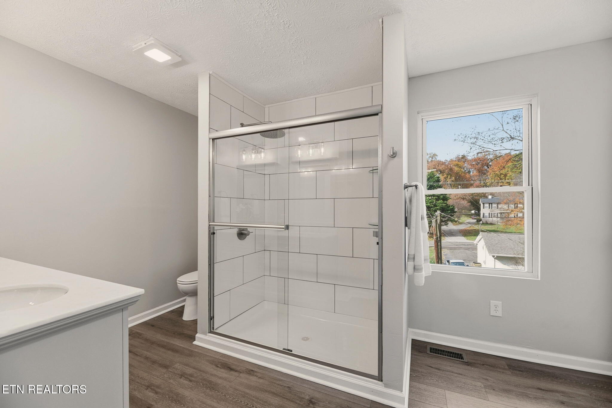 1407 Peltier Road Knoxville, TN 37912 - Photo 16 of 39 17-web-or-mls-Pltr1407 (44)