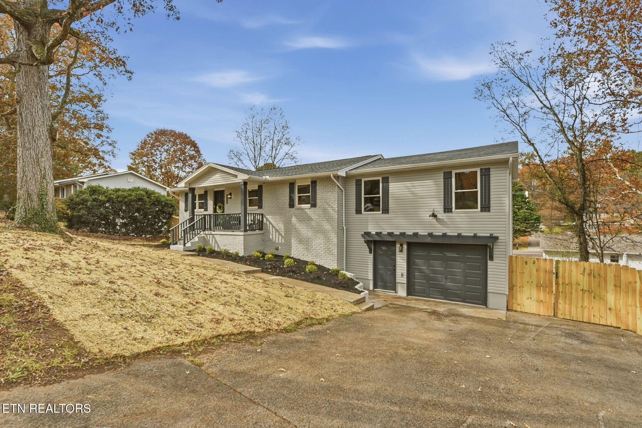 1407 Peltier Road Knoxville, TN 37912 - Photo 2 of 39 3-web-or-mls-6fbf71df-1004-46c9-a5f7-2a8