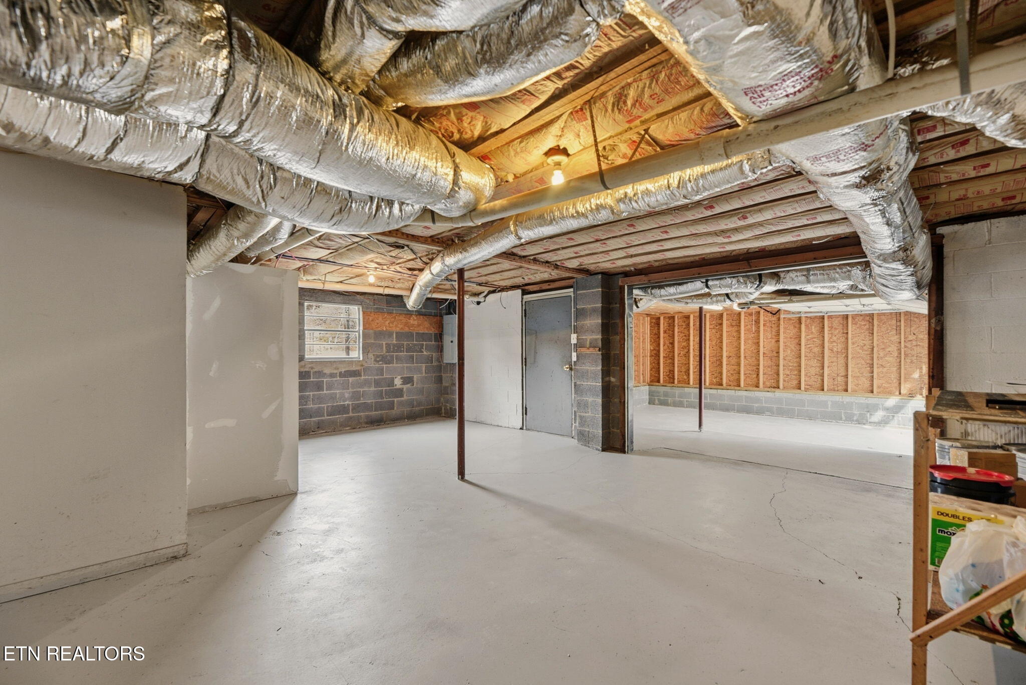 1407 Peltier Road Knoxville, TN 37912 - Photo 34 of 39 35-web-or-mls-Pltr1407 (86)