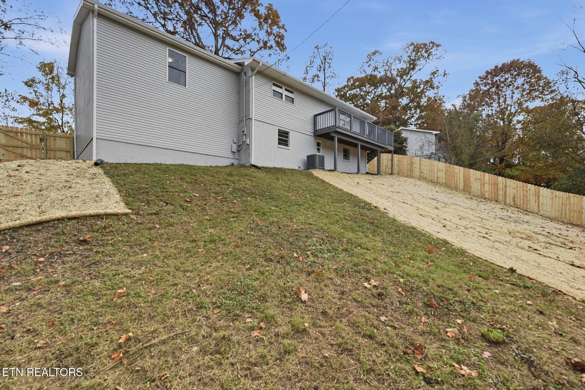1407 Peltier Road Knoxville, TN 37912 - Photo 39 of 39 40-web-or-mls-Pltr1407 (101)