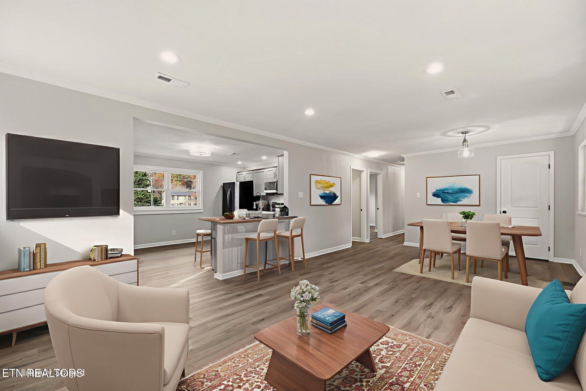 1407 Peltier Road Knoxville, TN 37912 - Photo 5 of 39 6-web-or-mls-Pltr1407 (20) virtually sta