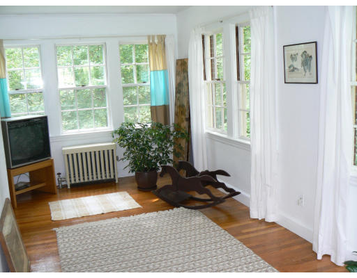76 Day Street Newton, MA 02466 - Photo 8 of 10 Gallery Image 8