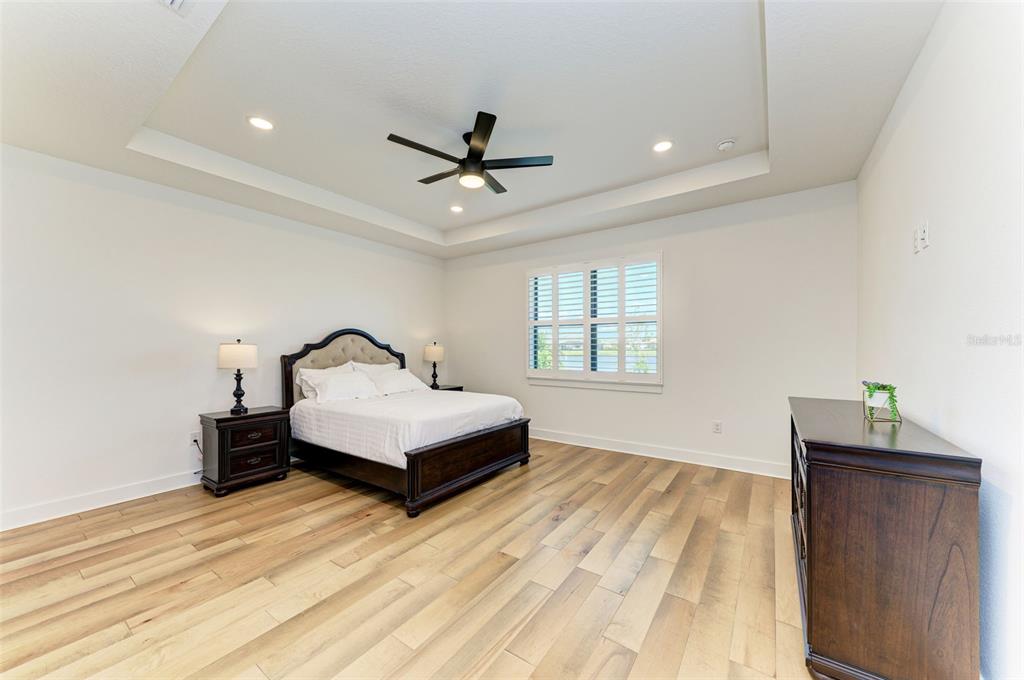18530 Midsummer Place Venice, FL 34293 - Photo 17 of 99 Gallery Image 17