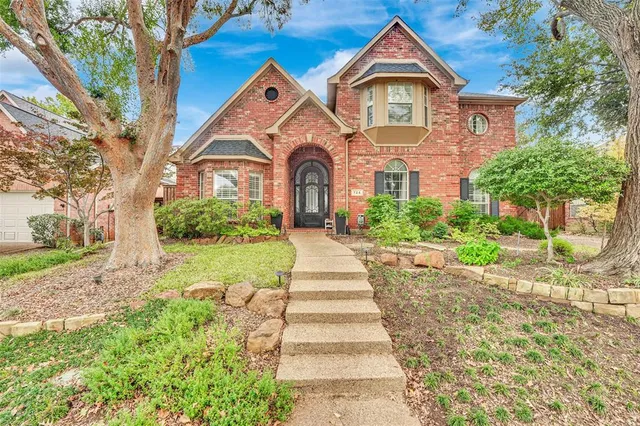 $740,000 | 724 Canongate Drive, Flower Mound, TX 75022
