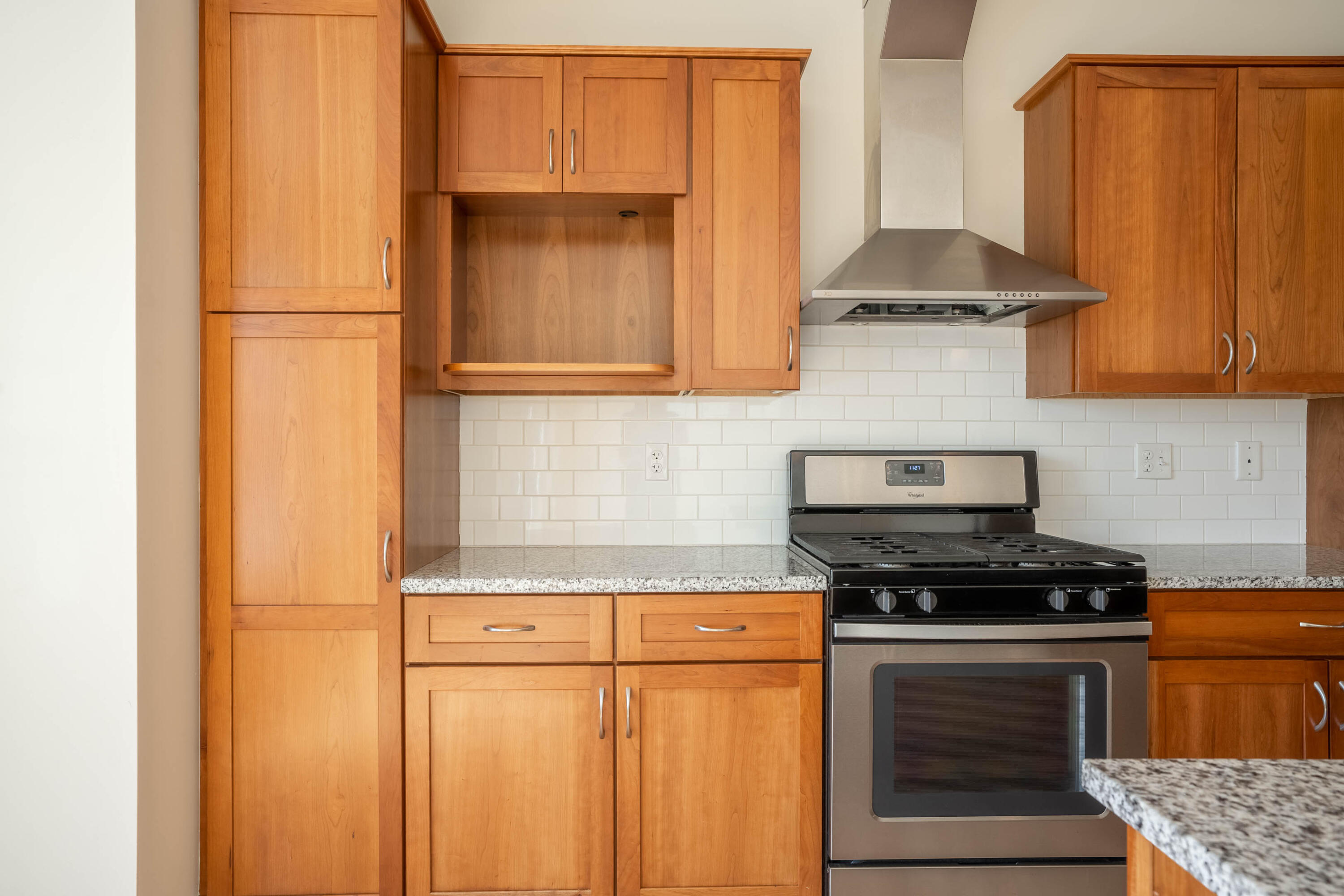 93 St Lawrence Street, Unit 3 Portland, ME 04101 - Photo 15 of 46 11-Unit 3-37