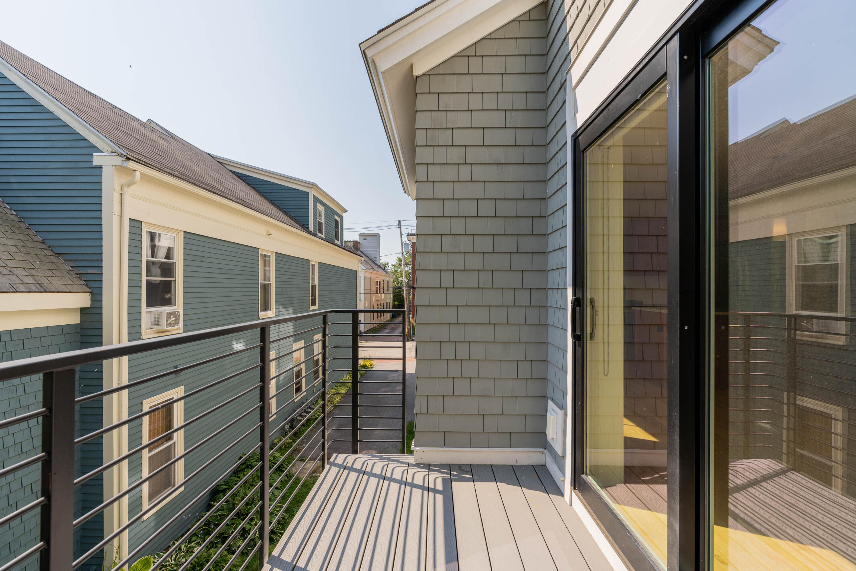 93 St Lawrence Street, Unit 3 Portland, ME 04101 - Photo 22 of 46 2-Deck-2
