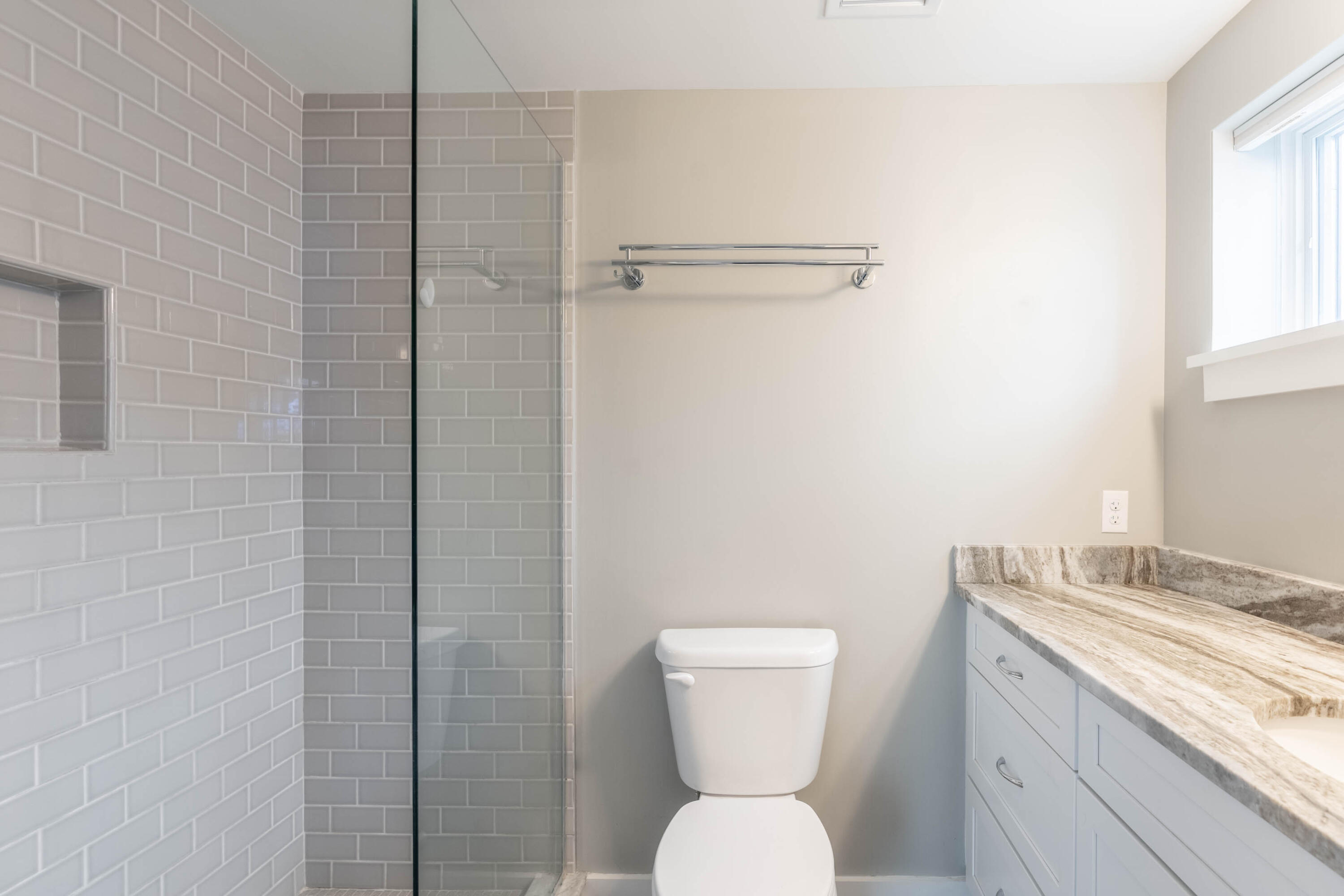 93 St Lawrence Street, Unit 3 Portland, ME 04101 - Photo 25 of 46 11-Unit 3-4