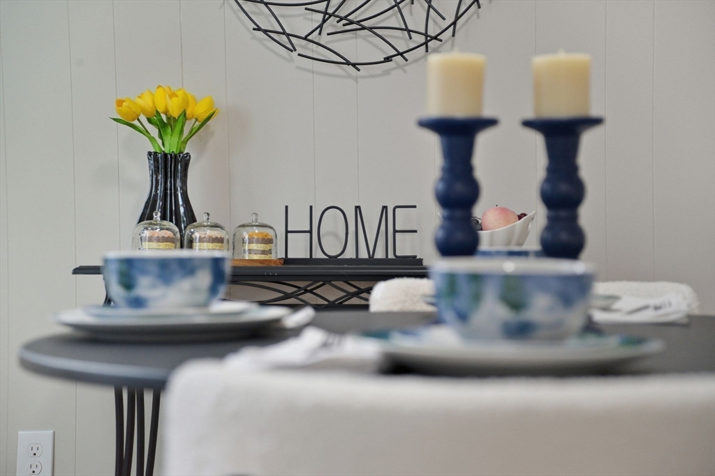 72 Sunapee Street Springfield, MA 01108 - Photo 15 of 31