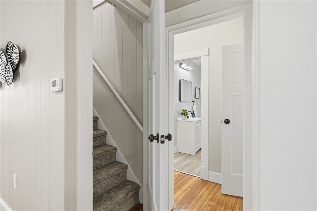 72 Sunapee Street Springfield, MA 01108 - Photo 23 of 31