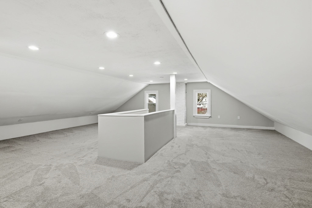 72 Sunapee Street Springfield, MA 01108 - Photo 24 of 31