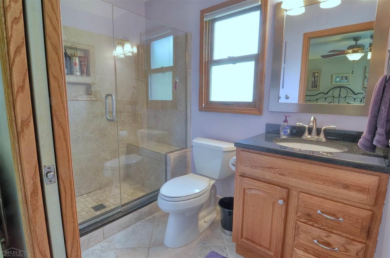 1203 Bembridge Drive Rochester, MI 48307 - Photo 32 of 37 31347770-32.JPG