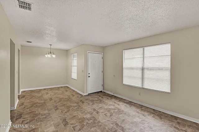 $1,000 | 475 Crabapple Court, Unit C, Orange Park, FL 32073