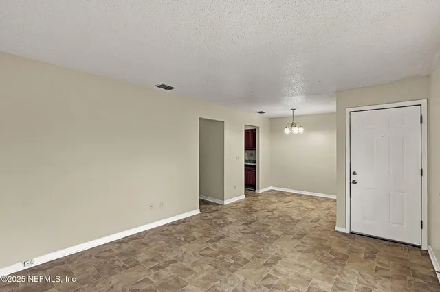 $1,000 | 475 Crabapple Court, Unit C, Orange Park, FL 32073