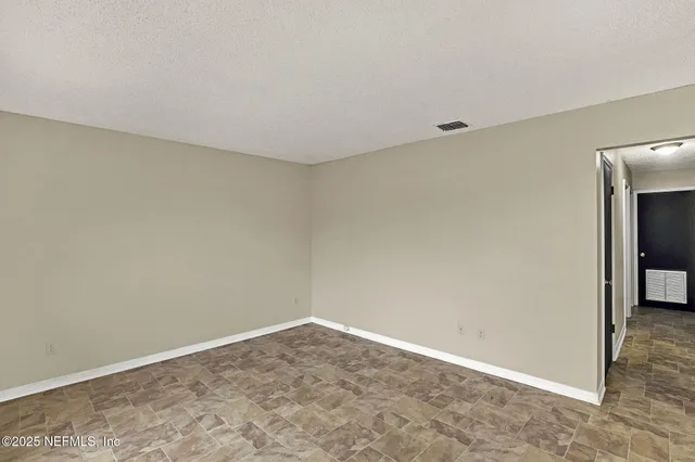 $1,000 | 475 Crabapple Court, Unit C, Orange Park, FL 32073