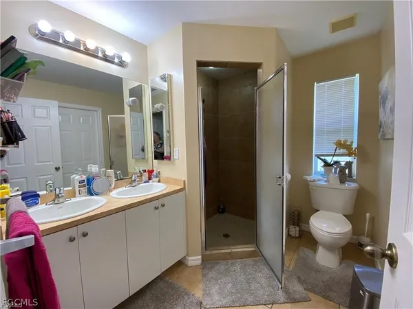 $1,925 | 4317 Southwest Santa Barbara Place, Cape Coral, FL 33914