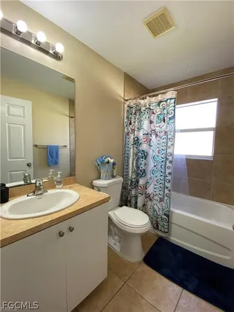 $1,925 | 4317 Southwest Santa Barbara Place, Cape Coral, FL 33914