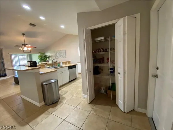 $1,925 | 4317 Southwest Santa Barbara Place, Cape Coral, FL 33914