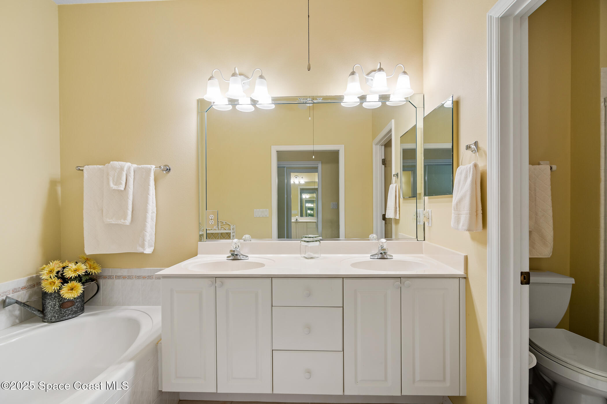 4845 Bren Court Rockledge, FL 32955 - Photo 14 of 38 Owner's Ensuite