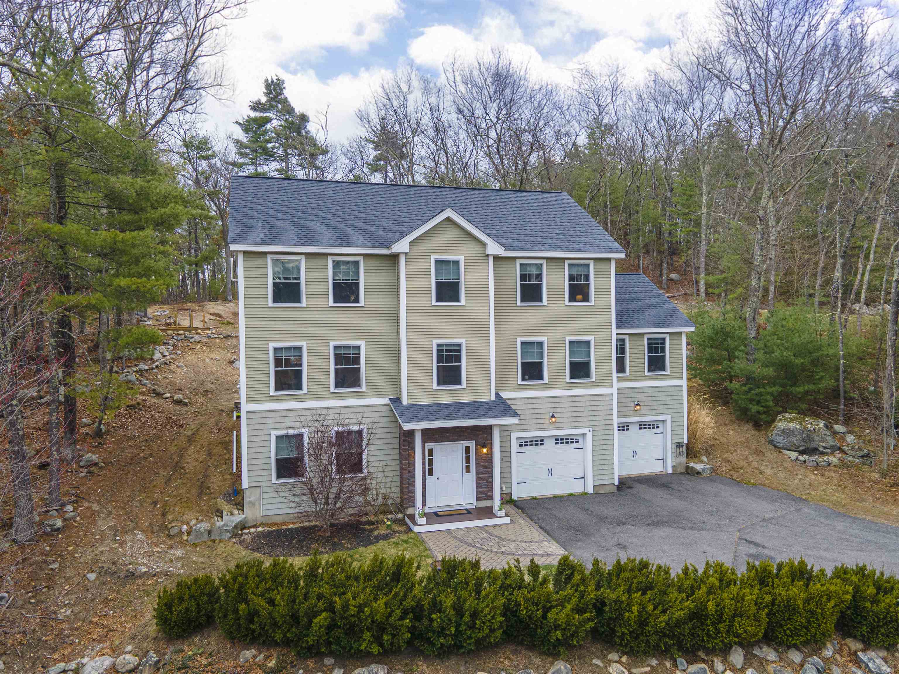 23 Valleyview Drive Merrimack, NH 03054 - Photo 4 of 56