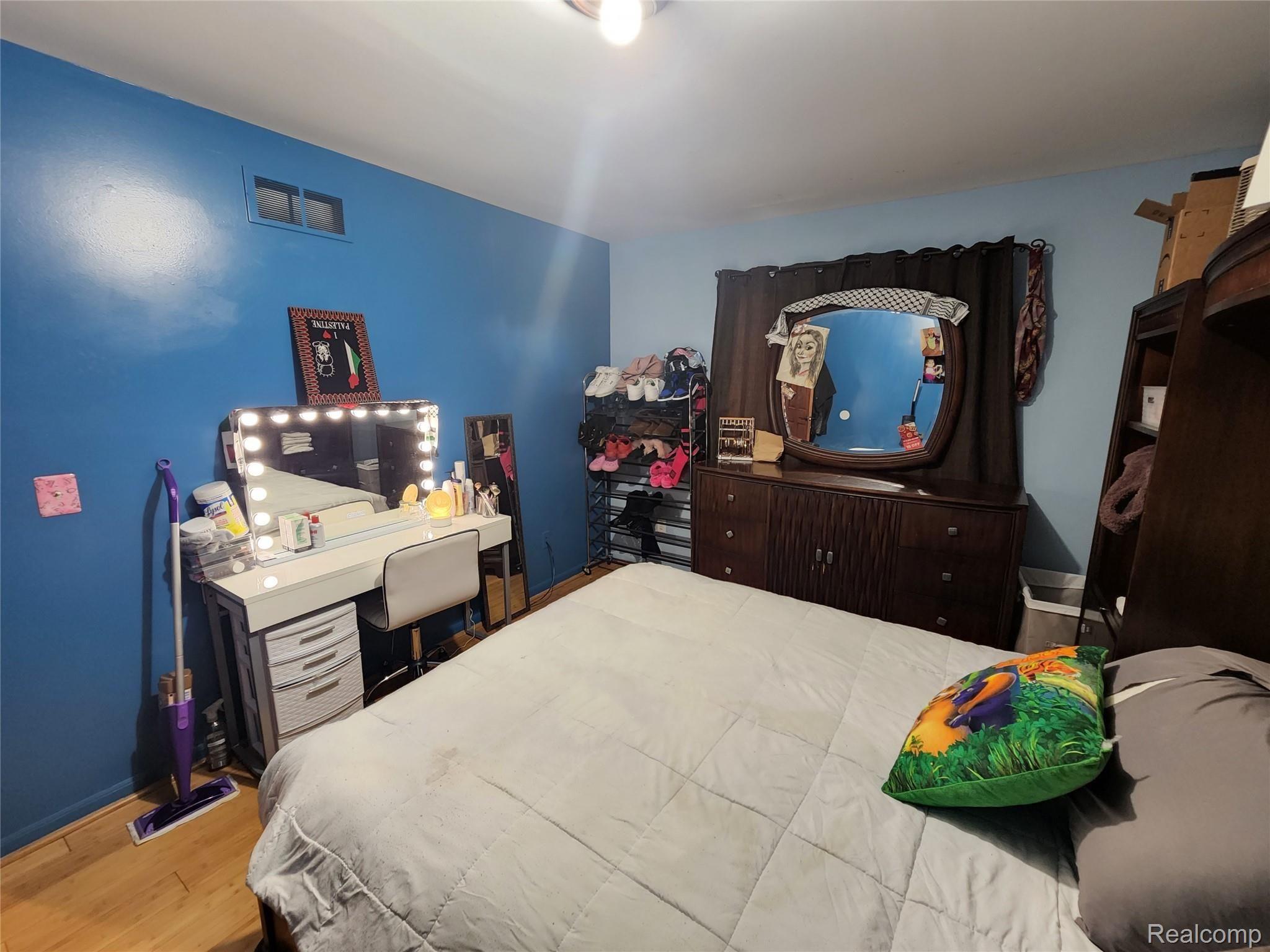 313 Cherry Lane Inkster, MI 48141 - Photo 23 of 32 20220523_191937.jpg