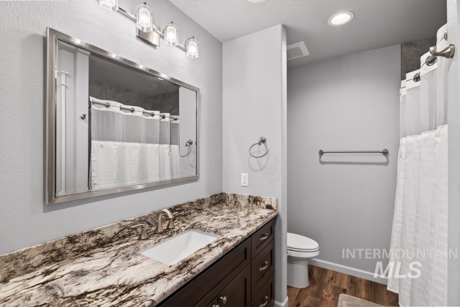 1726 Little Bear Ridge Road Troy, ID 83871 - Photo 40 of 50 Each bathroom has the same high-end finishes.