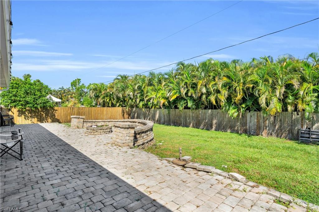 8069 Albatross Road Fort Myers, FL 33967 - Photo 19 of 21 View of patio / terrace