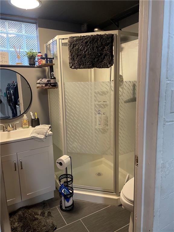 128 Lebanon Church Road Pittsburgh, PA 15236 - Photo 26 of 28 a bathroom with a toilet and a shower