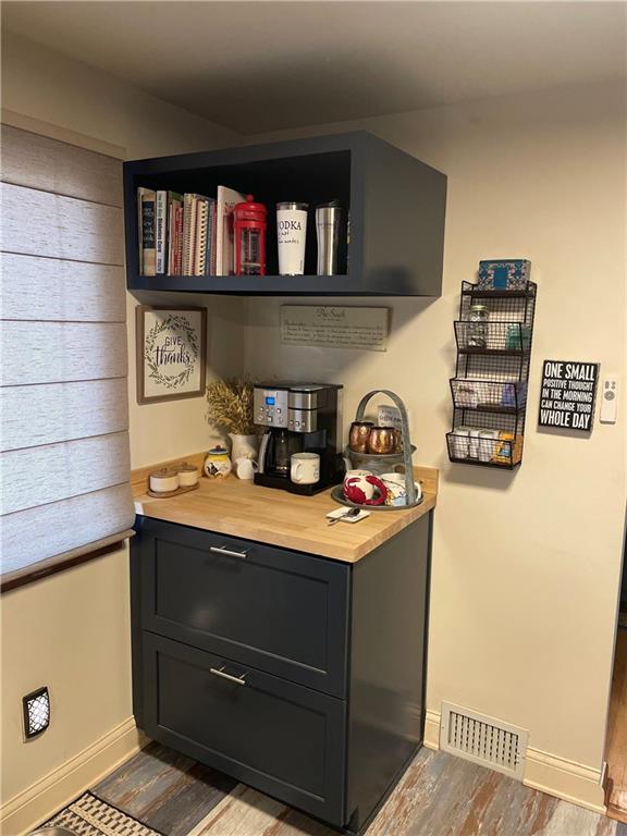 128 Lebanon Church Road Pittsburgh, PA 15236 - Photo 10 of 28 a utility room with washer and dryer