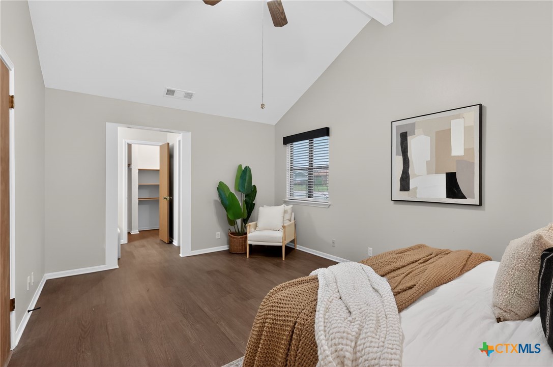 1719 Ridgeway Drive Temple, TX 76502 - Photo 13 of 28 Primary suite