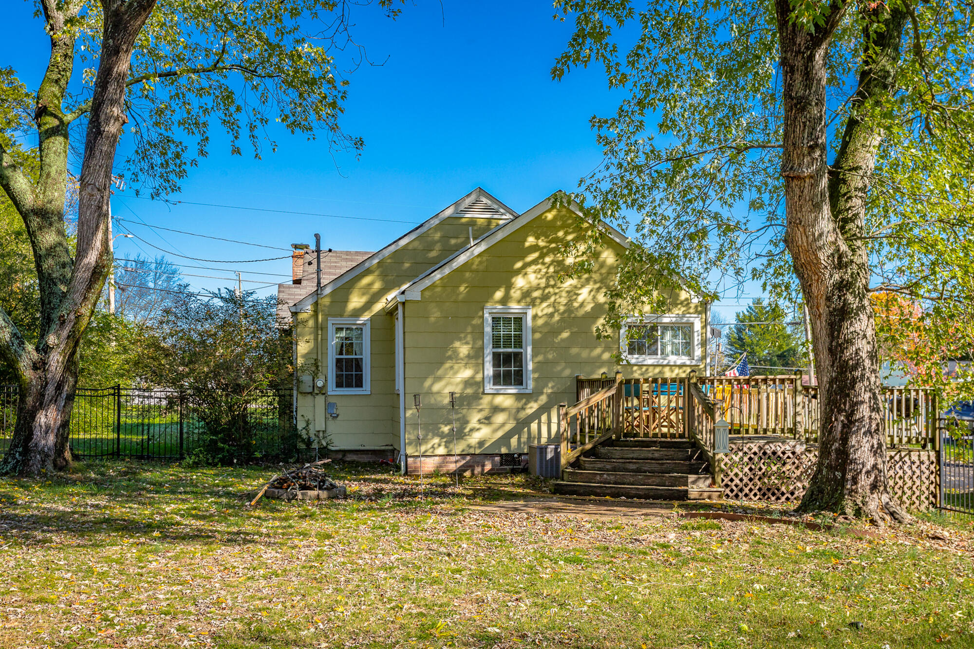 4200 Ealy Road Chattanooga, TN 37412 - Photo 11 of 43 Rear of house
