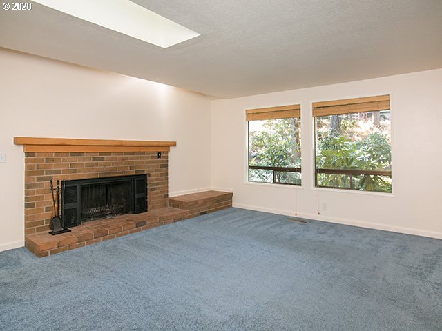 4845 Fox Hollow Road Eugene, OR 97405 - Photo 12 of 29 Gallery Image 12