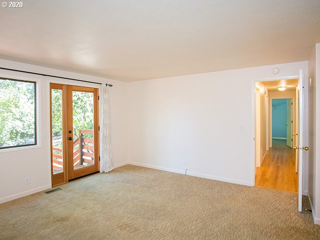4845 Fox Hollow Road Eugene, OR 97405 - Photo 14 of 29 Gallery Image 14