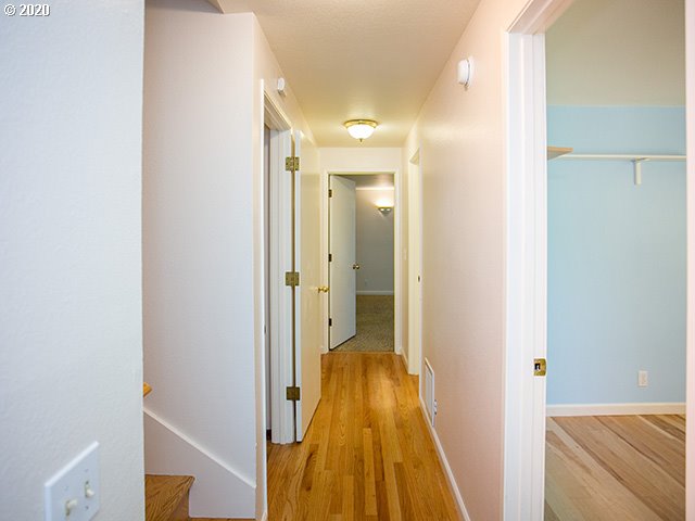 4845 Fox Hollow Road Eugene, OR 97405 - Photo 18 of 29 Gallery Image 18