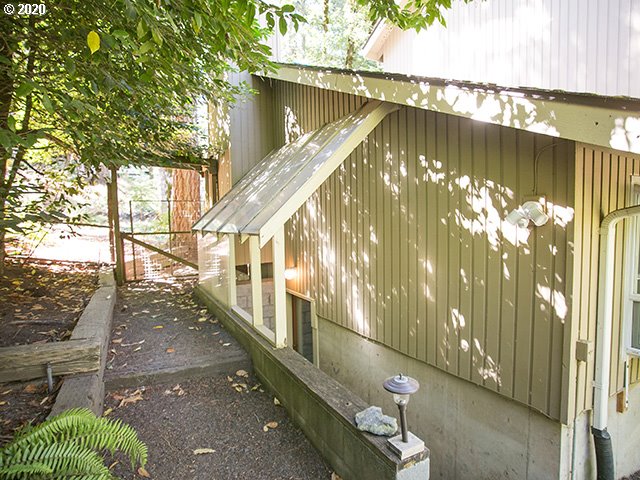4845 Fox Hollow Road Eugene, OR 97405 - Photo 26 of 29 Gallery Image 26