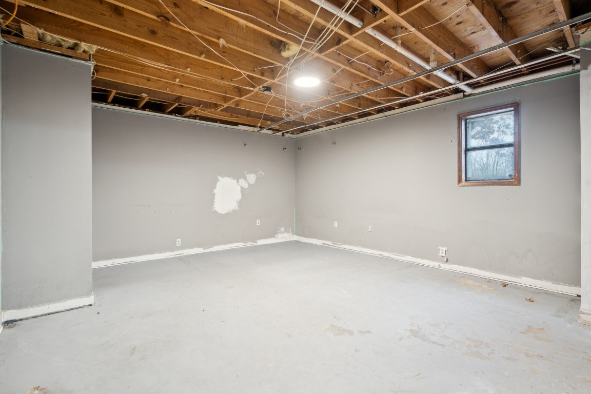1030 Spring Creek Road Chapmansboro, TN 37035 - Photo 27 of 57 Gallery Image 27