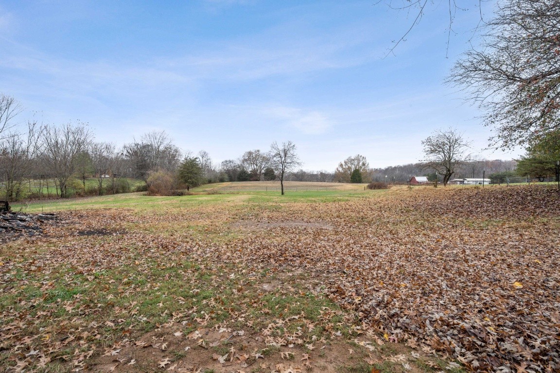 1030 Spring Creek Road Chapmansboro, TN 37035 - Photo 37 of 57 Gallery Image 37