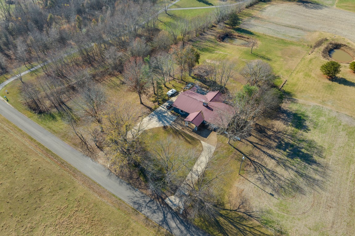 1030 Spring Creek Road Chapmansboro, TN 37035 - Photo 51 of 57 Gallery Image 51