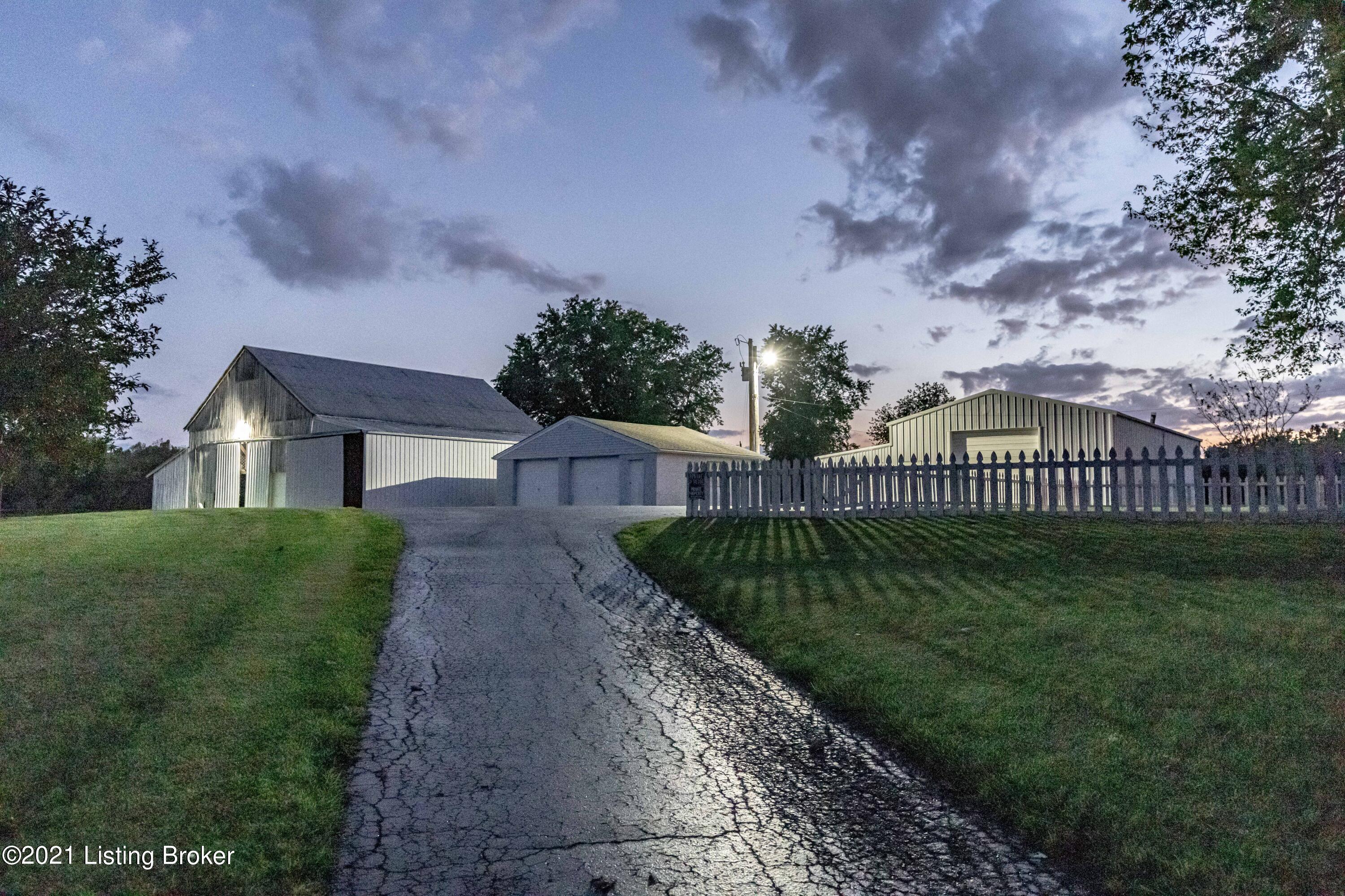 4365 Webb Road Simpsonville, KY 40067 - Photo 132 of 146 DSC08899