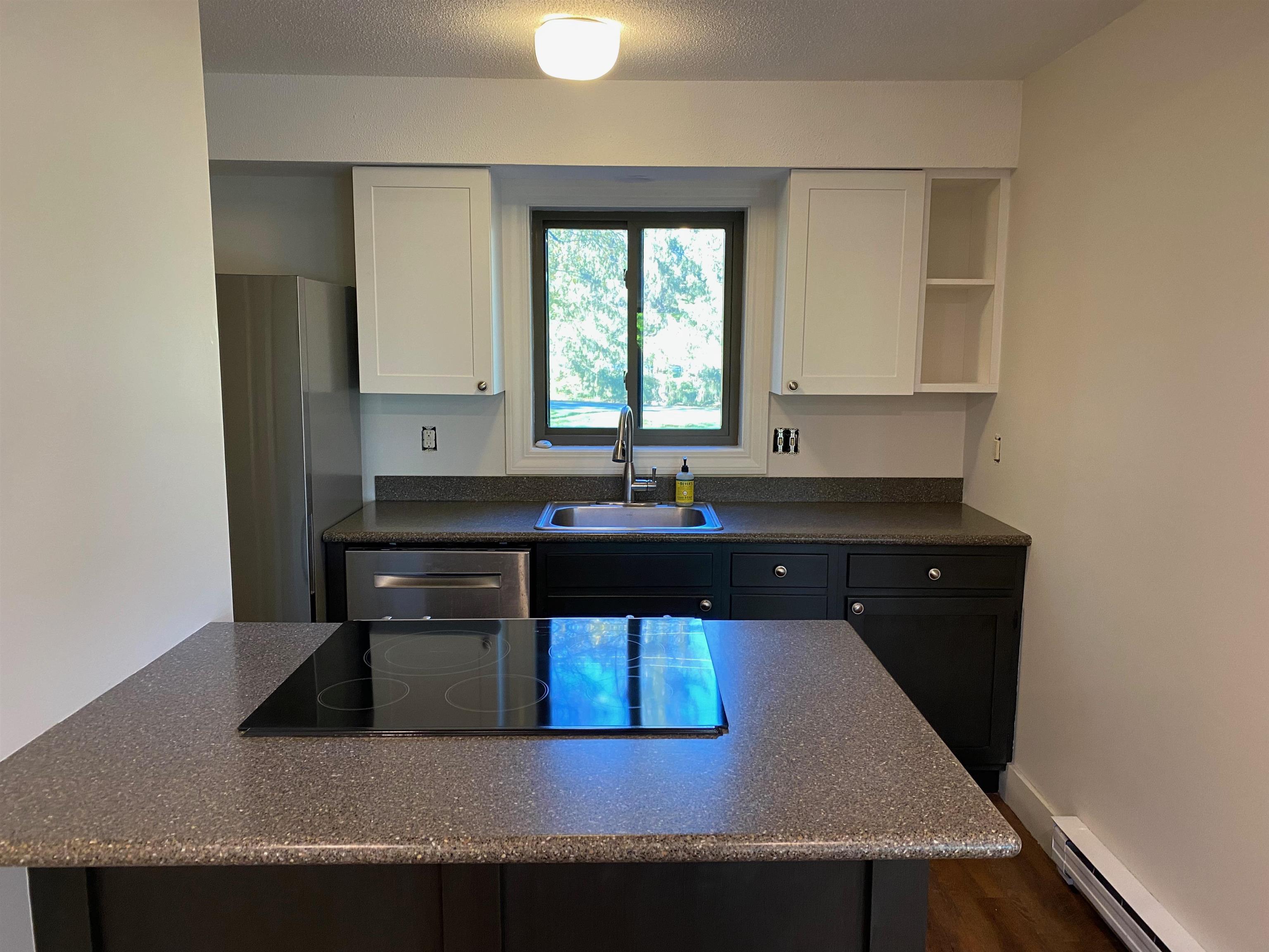 860 Murphys Road, Unit 3C Hartford, VT 05059 - Photo 6 of 16 Gallery Image 6