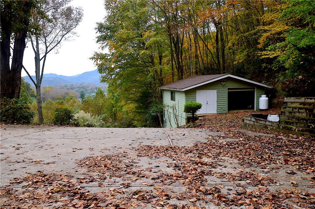 287 Messer Road Waynesville, NC 28786 - Photo 11 of 29 Gallery Image 11