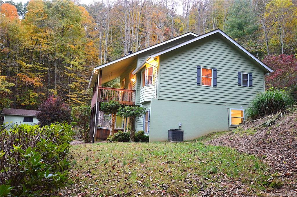 287 Messer Road Waynesville, NC 28786 - Photo 12 of 29 Gallery Image 12