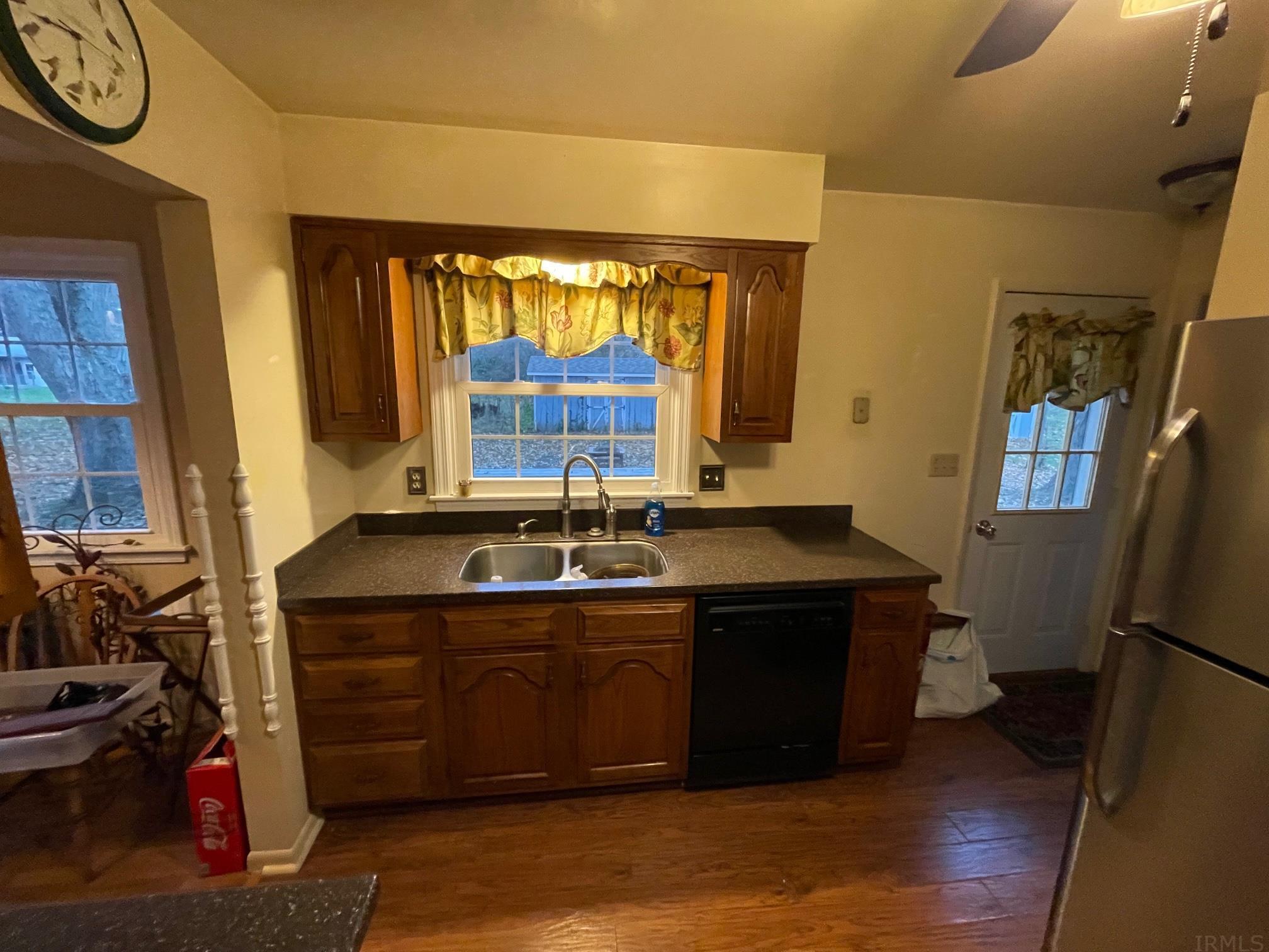 755 West 13th Street Rochester, IN 46975 - Photo 6 of 11