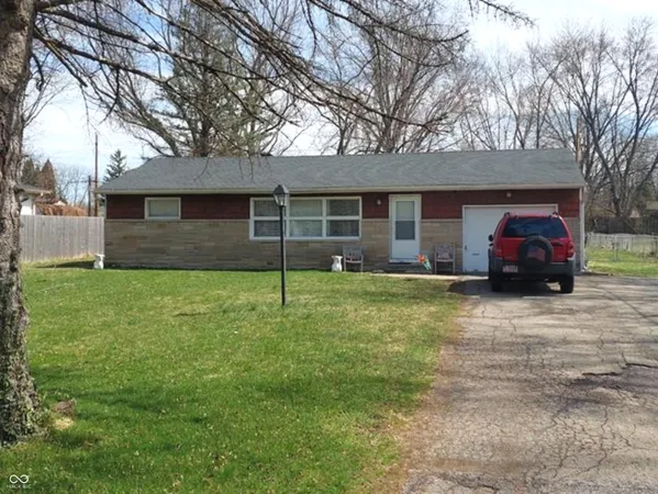 $1,299 | 2725 Kristen Drive West, Indianapolis, IN 46218