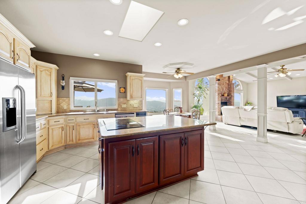 2975 Dos Lomas Fallbrook, CA 92028 - Photo 12 of 53