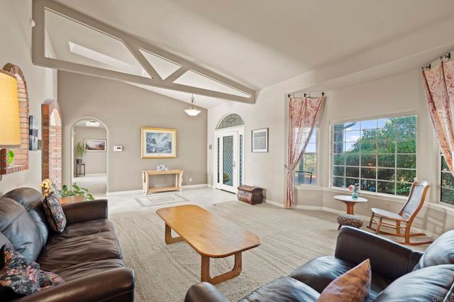 $1,312,000 | 2975 Dos Lomas, Fallbrook, CA 92028